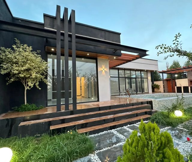 ویلا سند تک برگ